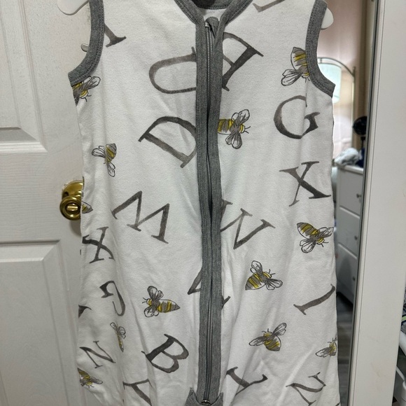 Burt's Bees White and Gray Sleep Sack with Bee and Alphabet Design - Picture 1 of 4